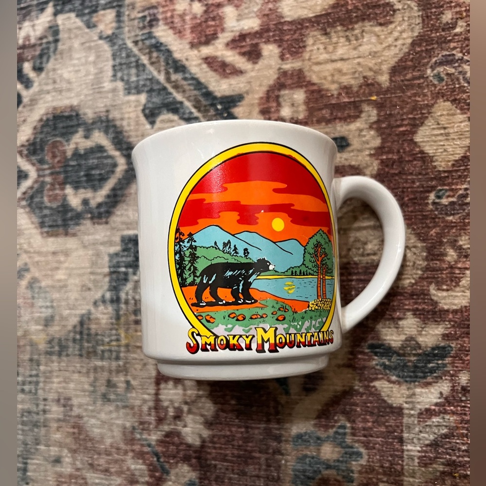 Vintage Style Coffee Cup Smoky Mountains Cabin Mug